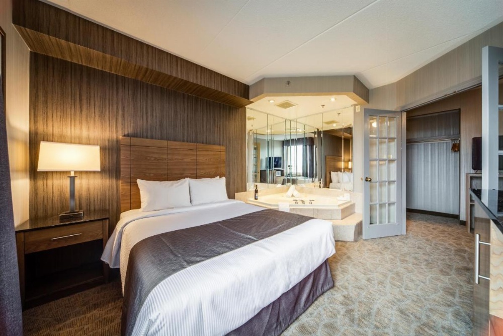 Monte Carlo Inns Airport Suites Image 31